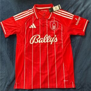Nottingham Forest jersey size medium